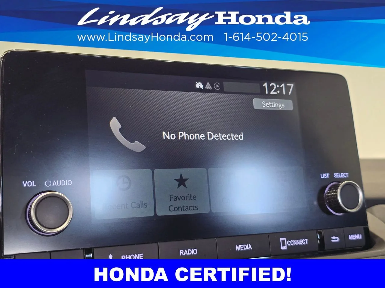 Certified Used 2023 Lunar Silver Metallic Honda LX image 43