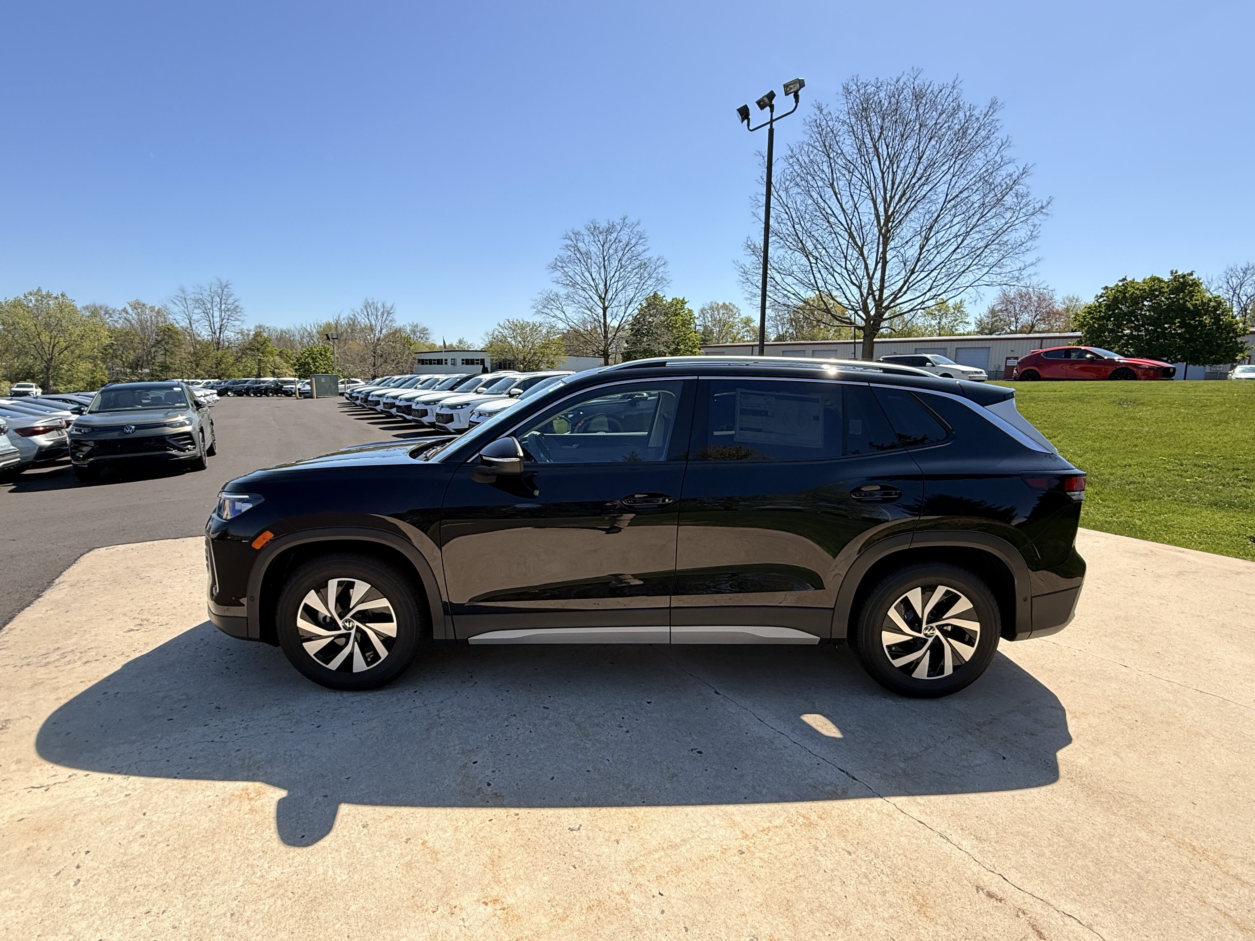 New 2026 Deep Black Pearl Volkswagen S image 11