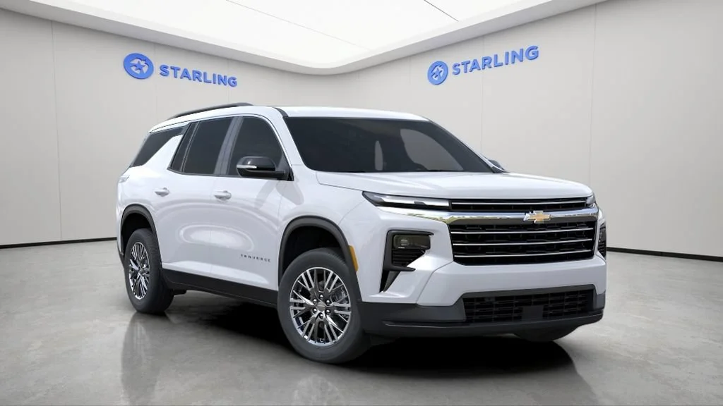 New 2026 Polar White Tricoat Chevrolet LT image 5