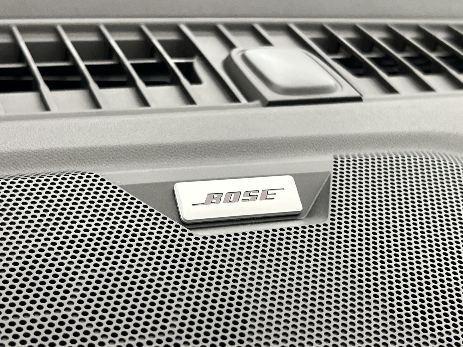 2025 Chevrolet Colorado Z71 - Photo 42