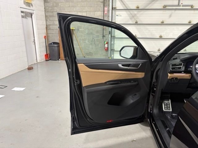 New 2026 Black Volkswagen 2.0T SEL R-Line Black image 10