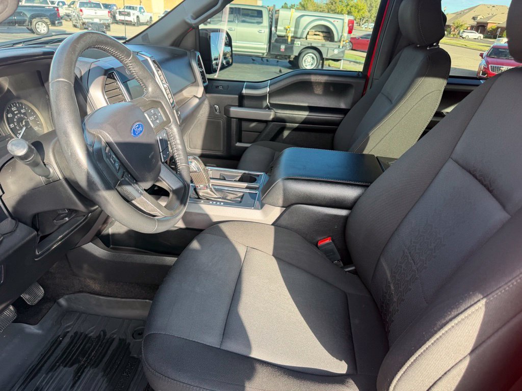 Used 2020 Red Ford XLT image 26