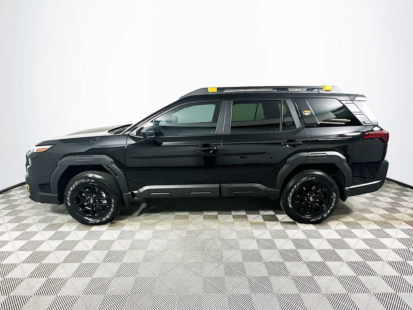 New 2026 CRYSTAL BLACK SILICA Subaru Wilderness image 4