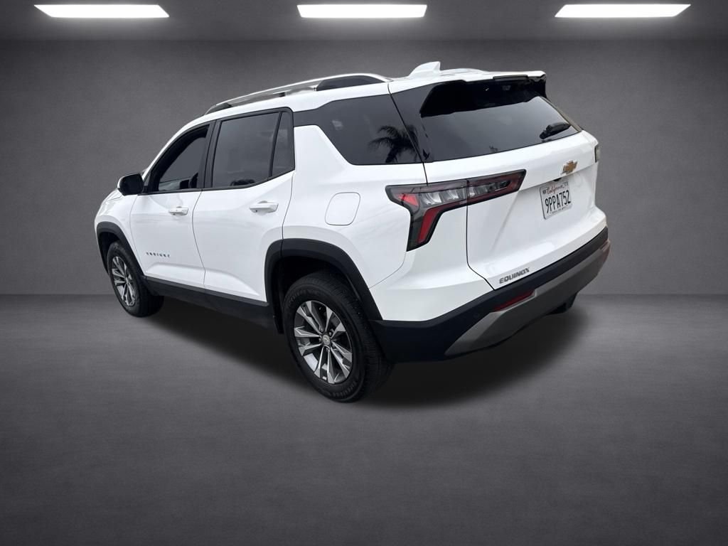 Used 2025 White Chevrolet LT image 11