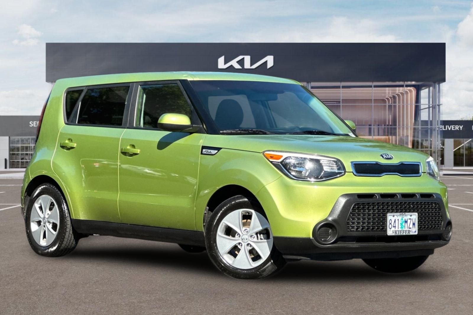 Used 2016 Kia Soul Base with VIN KNDJN2A28G7872610 for sale in Eugene, OR
