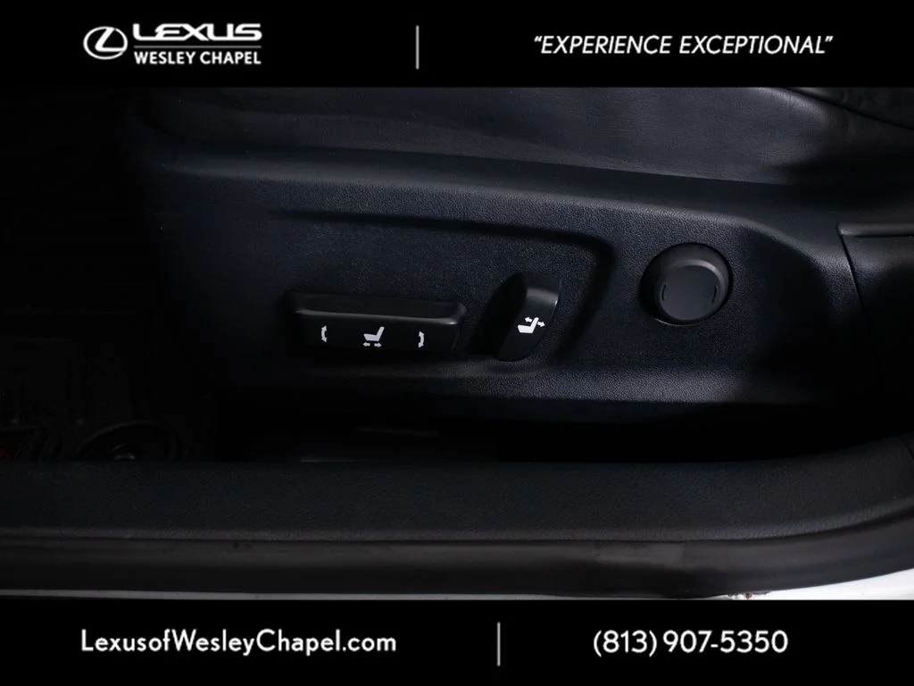 Used 2018 White Lexus 350 image 22