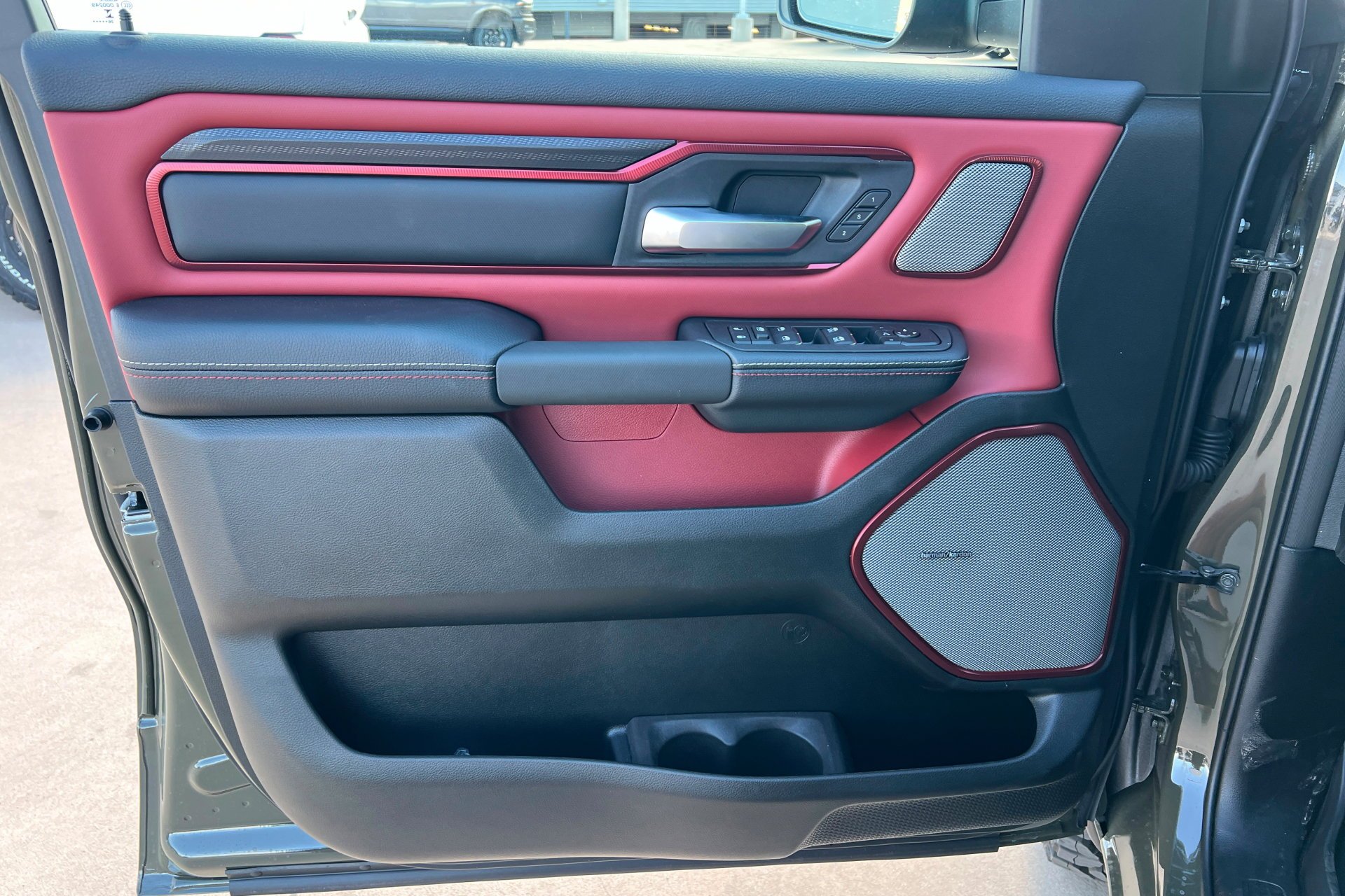 New 2027 Tank Exterior Paint RAM Rebel image 15