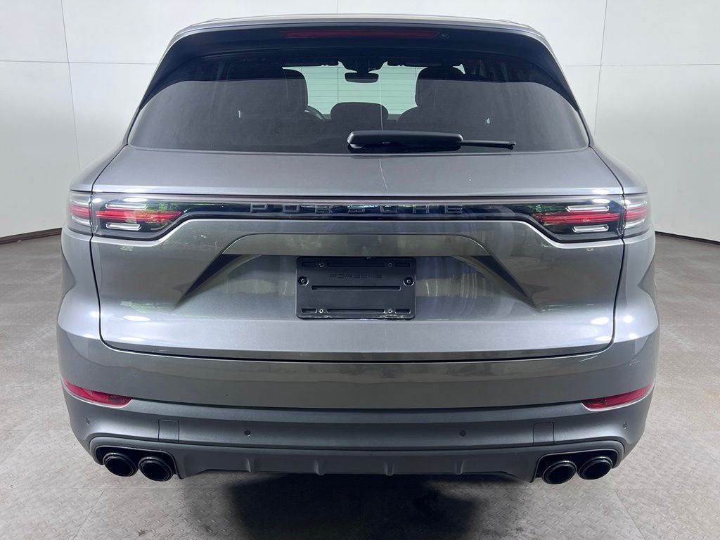 Certified Used 2023  Porsche  image 6
