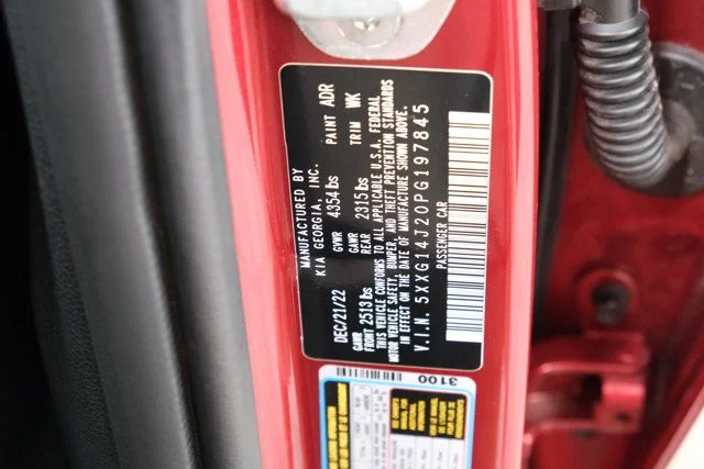 Used 2023 Red Kia LXS image 32