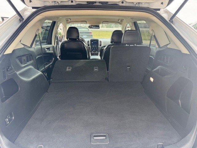 2024 Ford Edge SEL - Photo 28