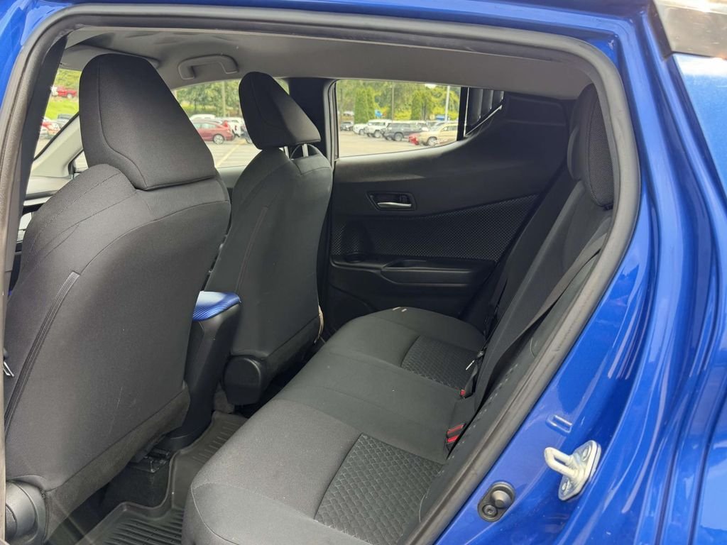 Used 2020 Blue Toyota LE image 14