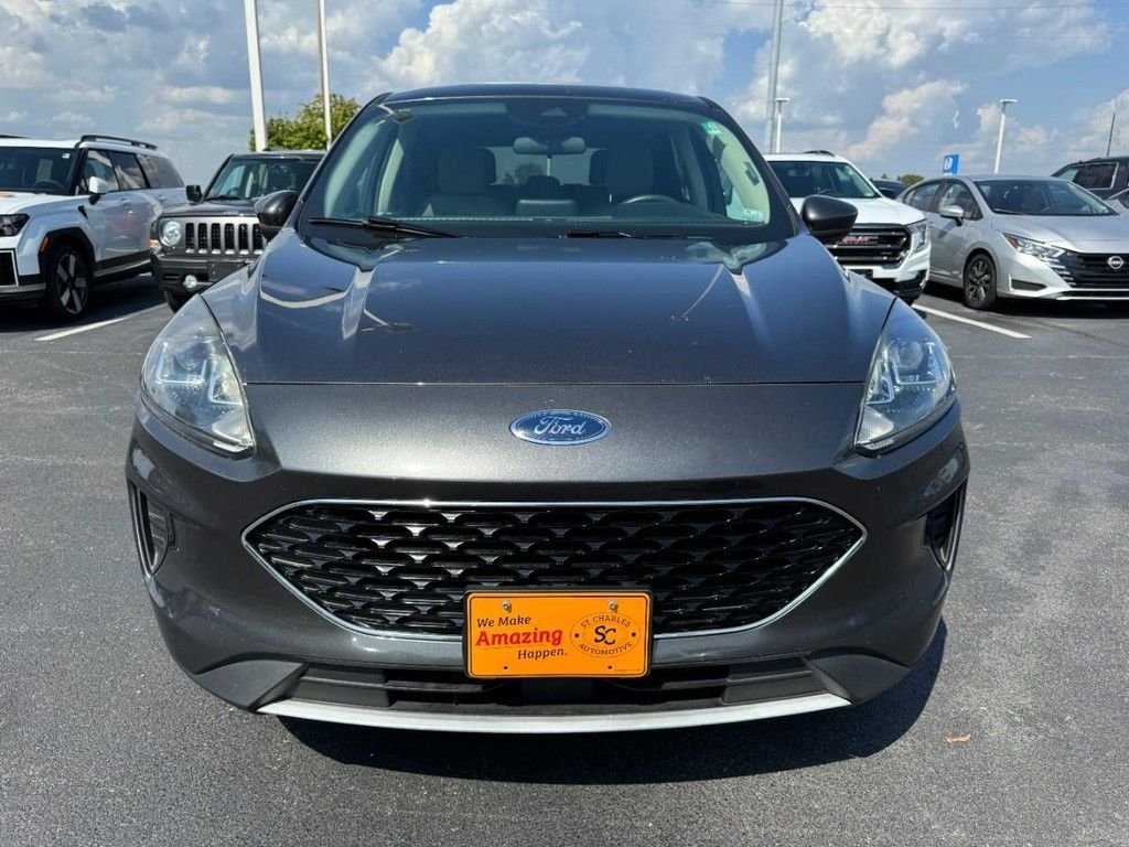 Used 2020 Gray Ford SE image 9