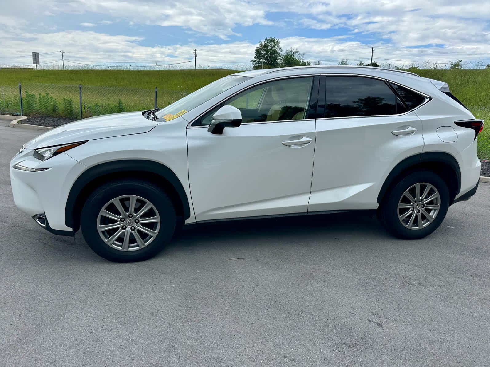 2015 Lexus NX 350 200t F Sport 4x2's photo