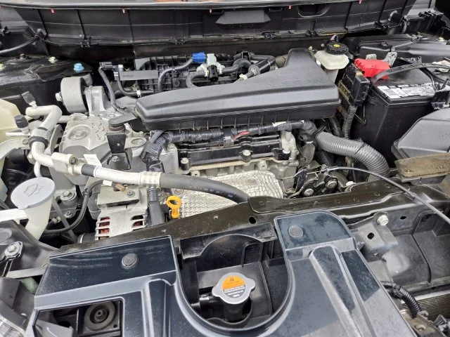 Used 2019 Black Nissan SL image 22