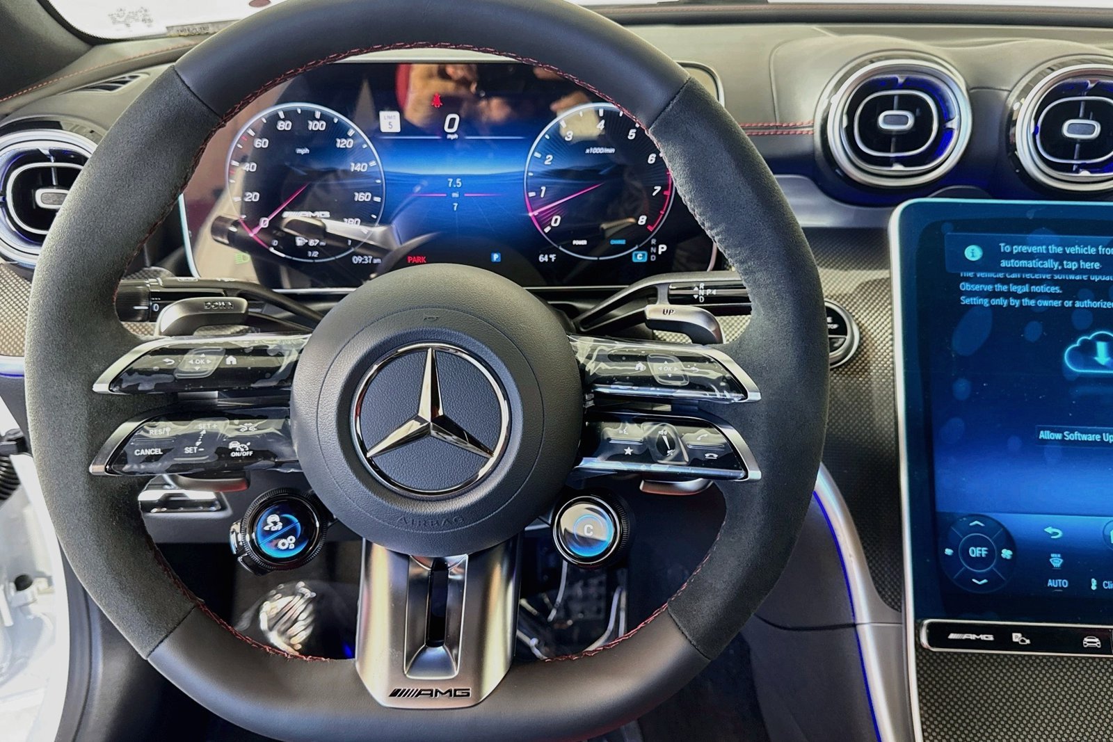 New 2027 MANUFAKTUR Moonlight White Metallic Mercedes-Benz AMG® CLE 53 image 11