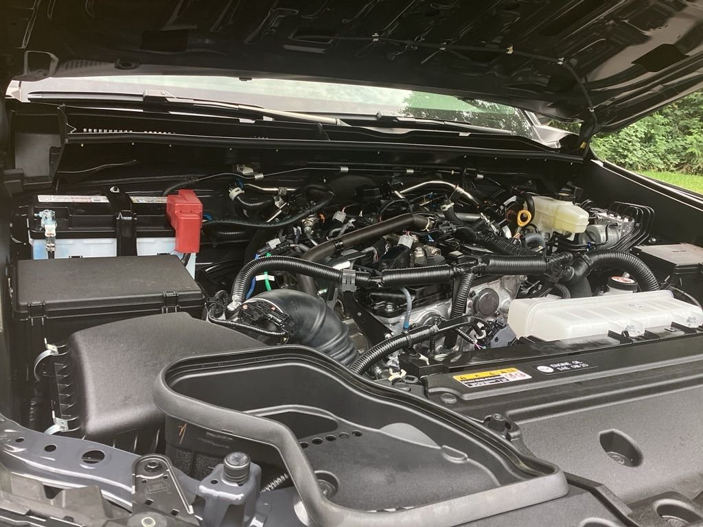 Certified Used 2025  Toyota SR5 image 21
