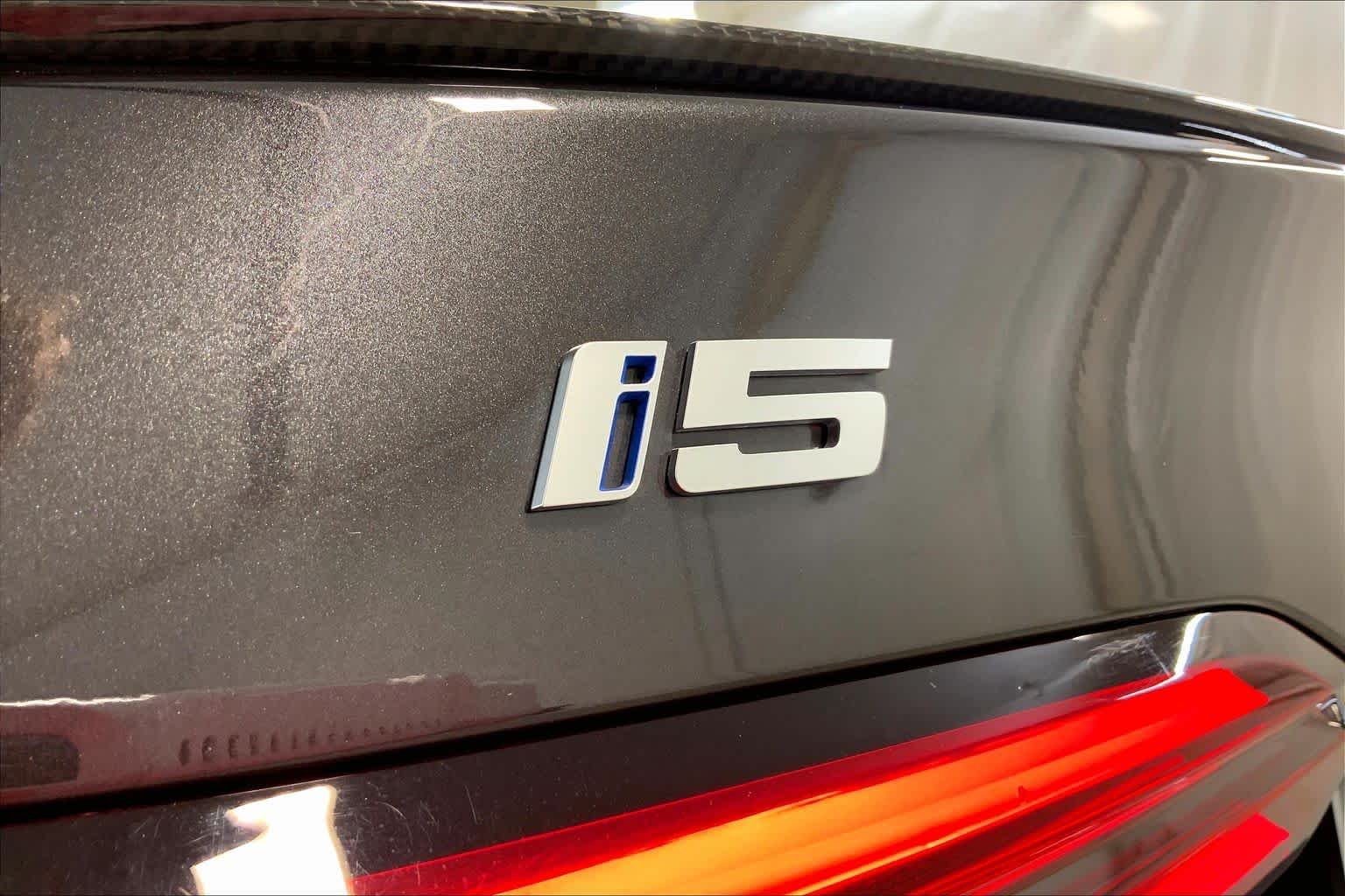 Certified Used 2024 Dark Graphite Metallic BMW M60 image 29