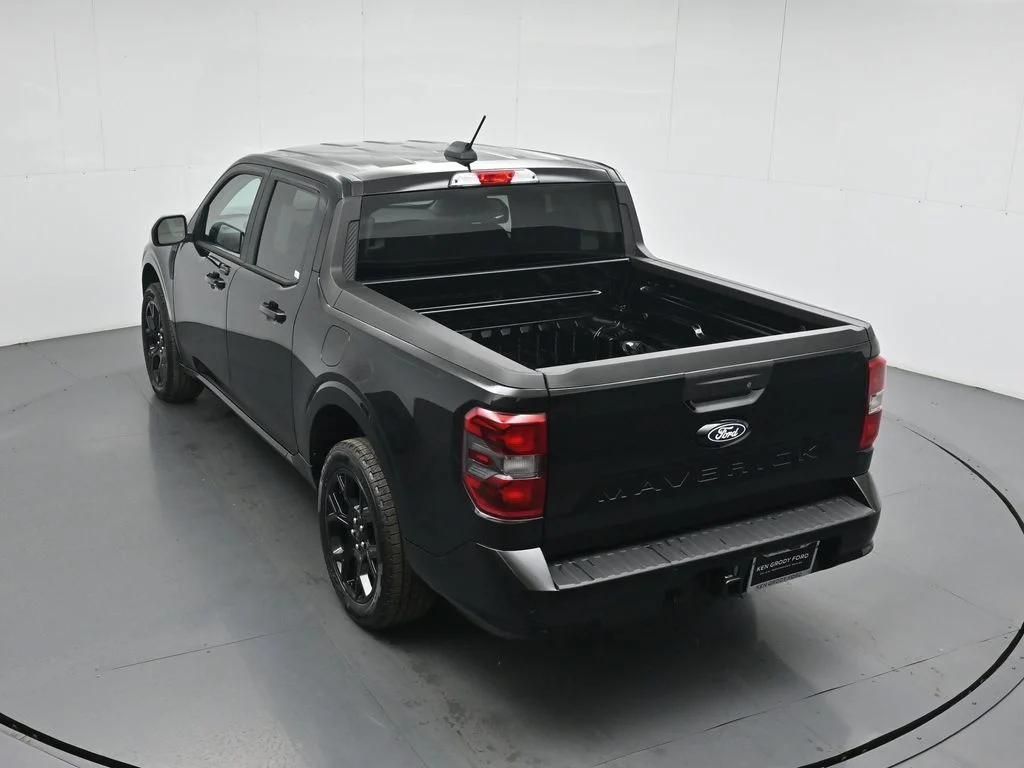 New 2026 Shadow Black Ford Lobo Standard image 38