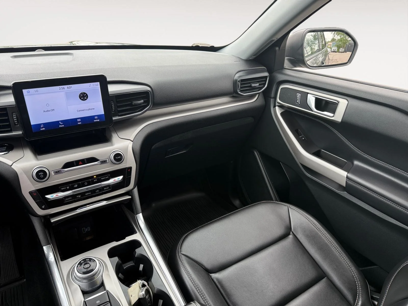 2022 Ford Explorer XLT - Photo 12