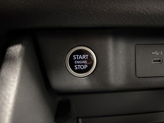 Used 2023 Glacier White Nissan S image 27