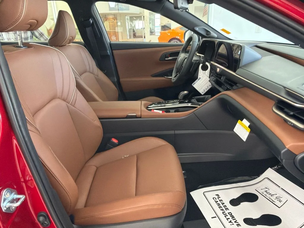 New 2026 Finish Line Red with Black roof <sup>1</sup> Toyota  Limited image 33