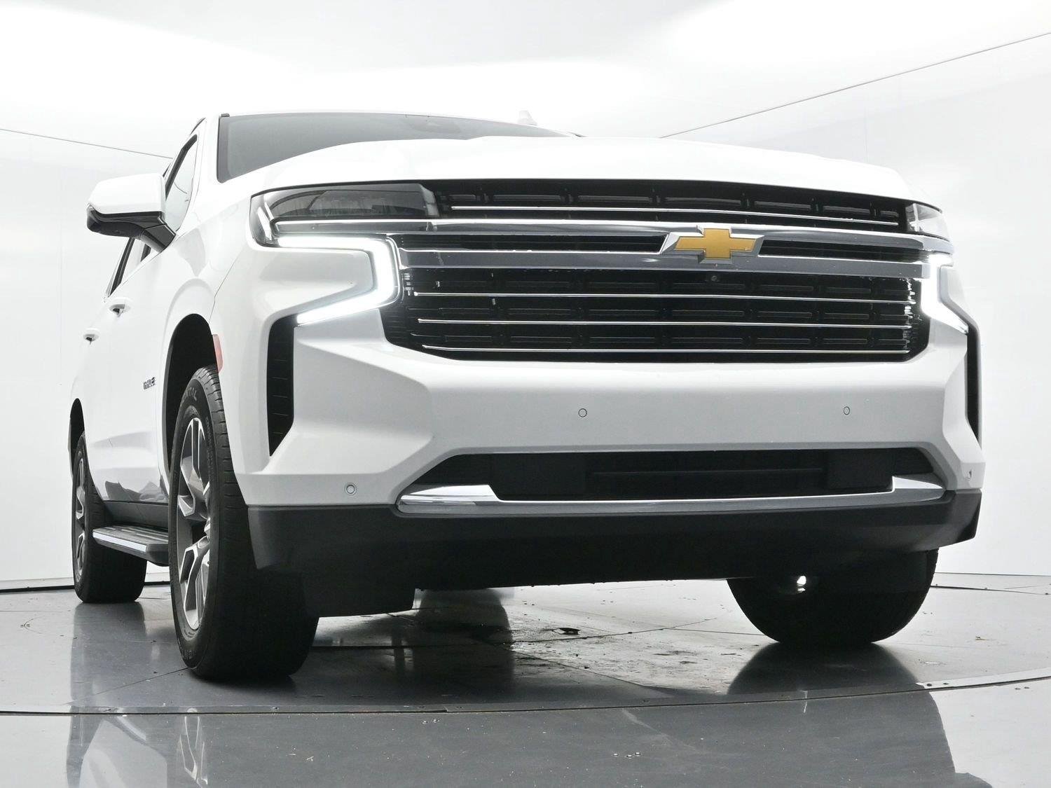 Used 2024 Summit White Chevrolet LT image 44