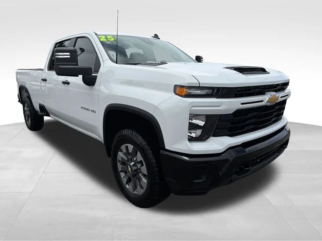 2025 Chevrolet Silverado 2500HD Custom