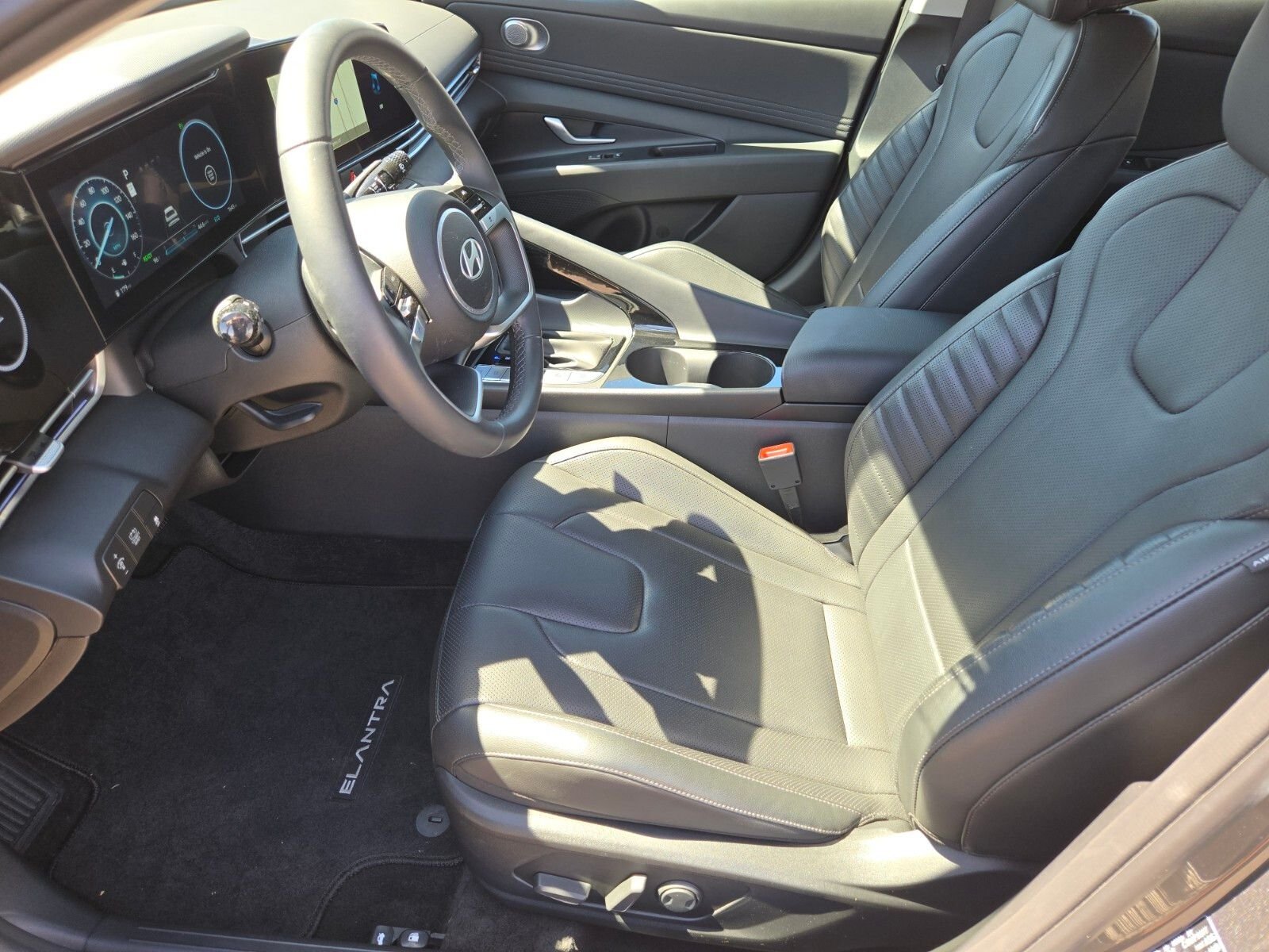 Certified Used 2025 Gray Hyundai Limited image 10