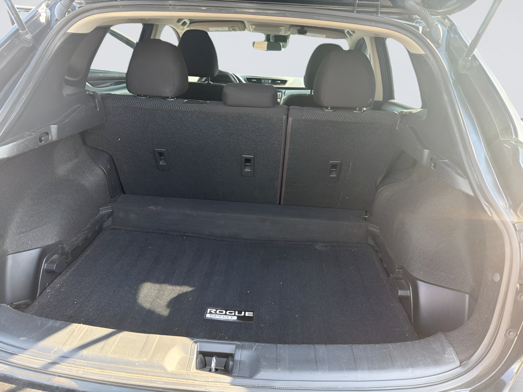 Used 2020 Black Nissan S image 9