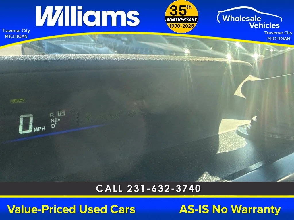 Used 2017 Aqua Toyota Three image 31