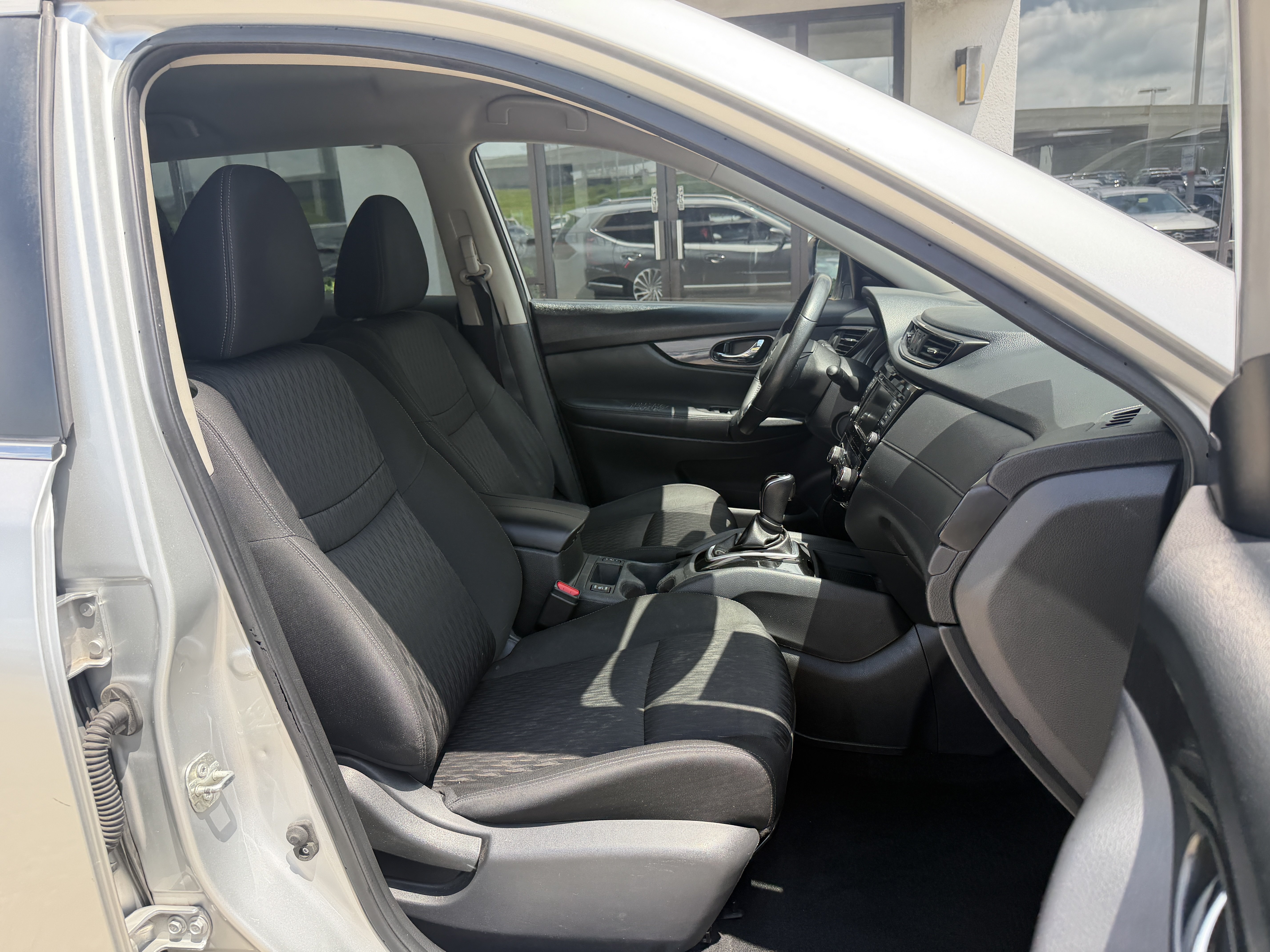 Used 2019 Brilliant Silver Metallic Nissan SV image 23