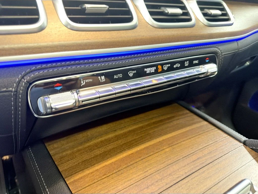 Used 2022 Mojave Silver Metallic Mercedes-Benz GLS 450 image 17