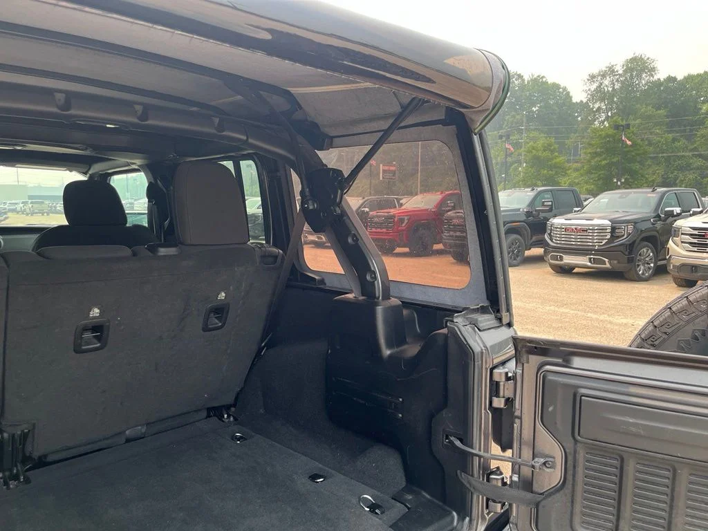 Used 2023 Granite Jeep Sport S image 13