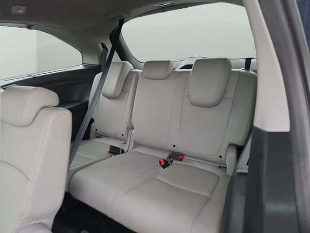 Used 2023 Obsidian Blue Pearl Honda Touring image 34