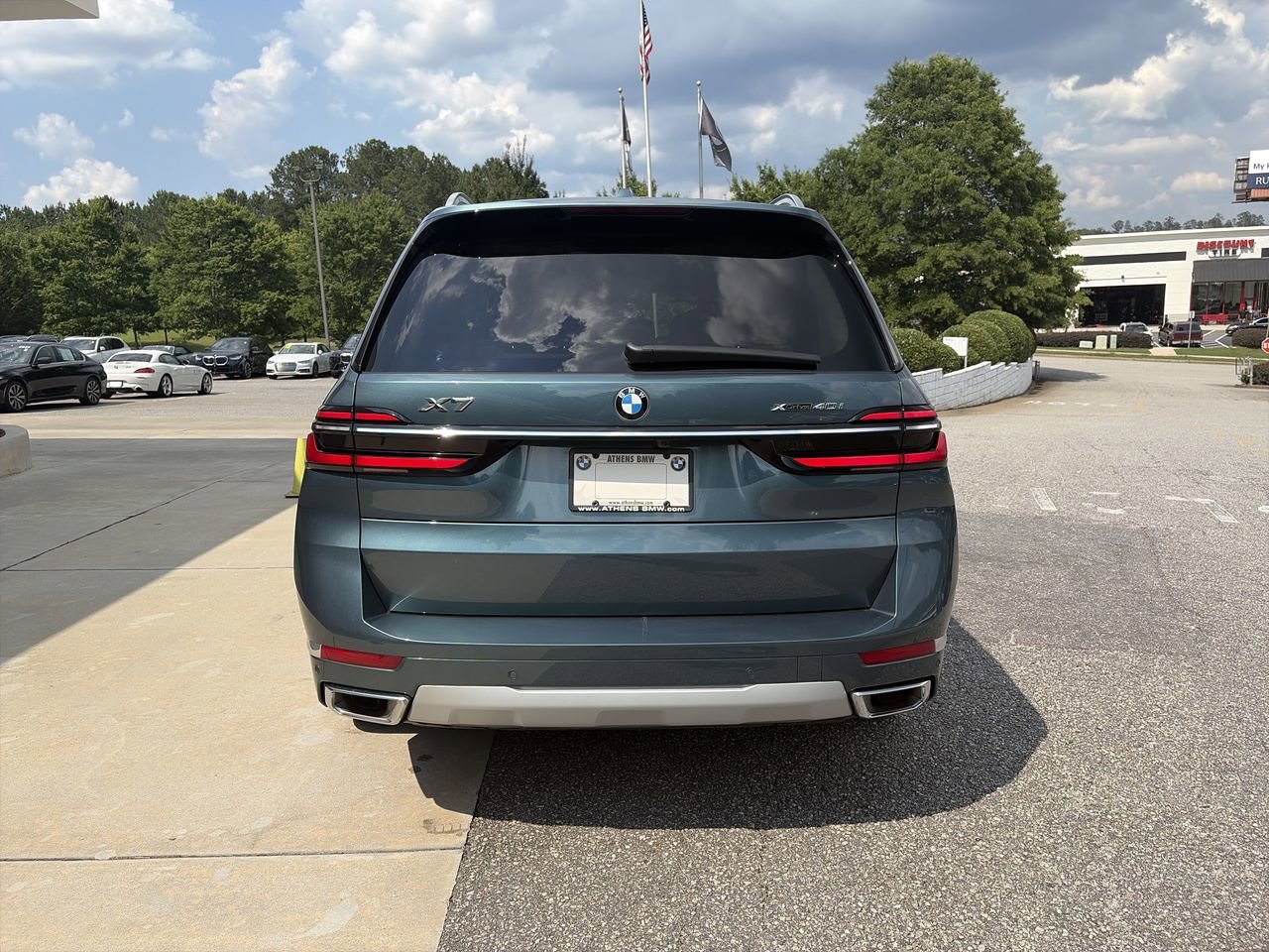 Used 2024 Blue Ridge Mountain Metallic BMW xDrive40i image 7