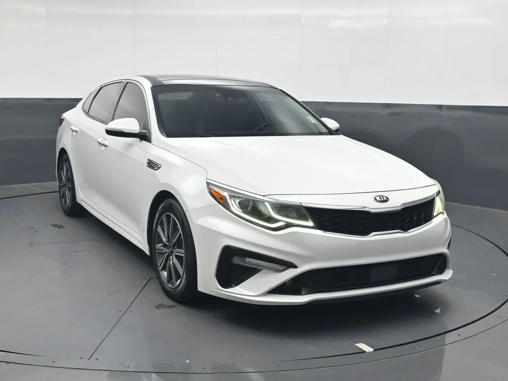 Used 2019 White Kia EX image 2