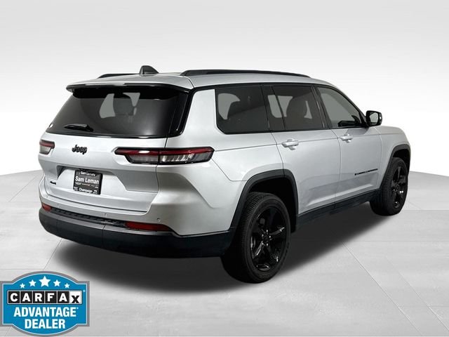 Used 2023 Silver Jeep Altitude image 7