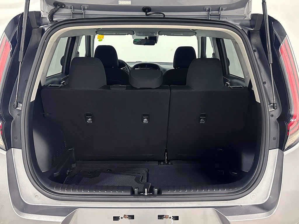 Used 2023 Gray Kia LX image 5