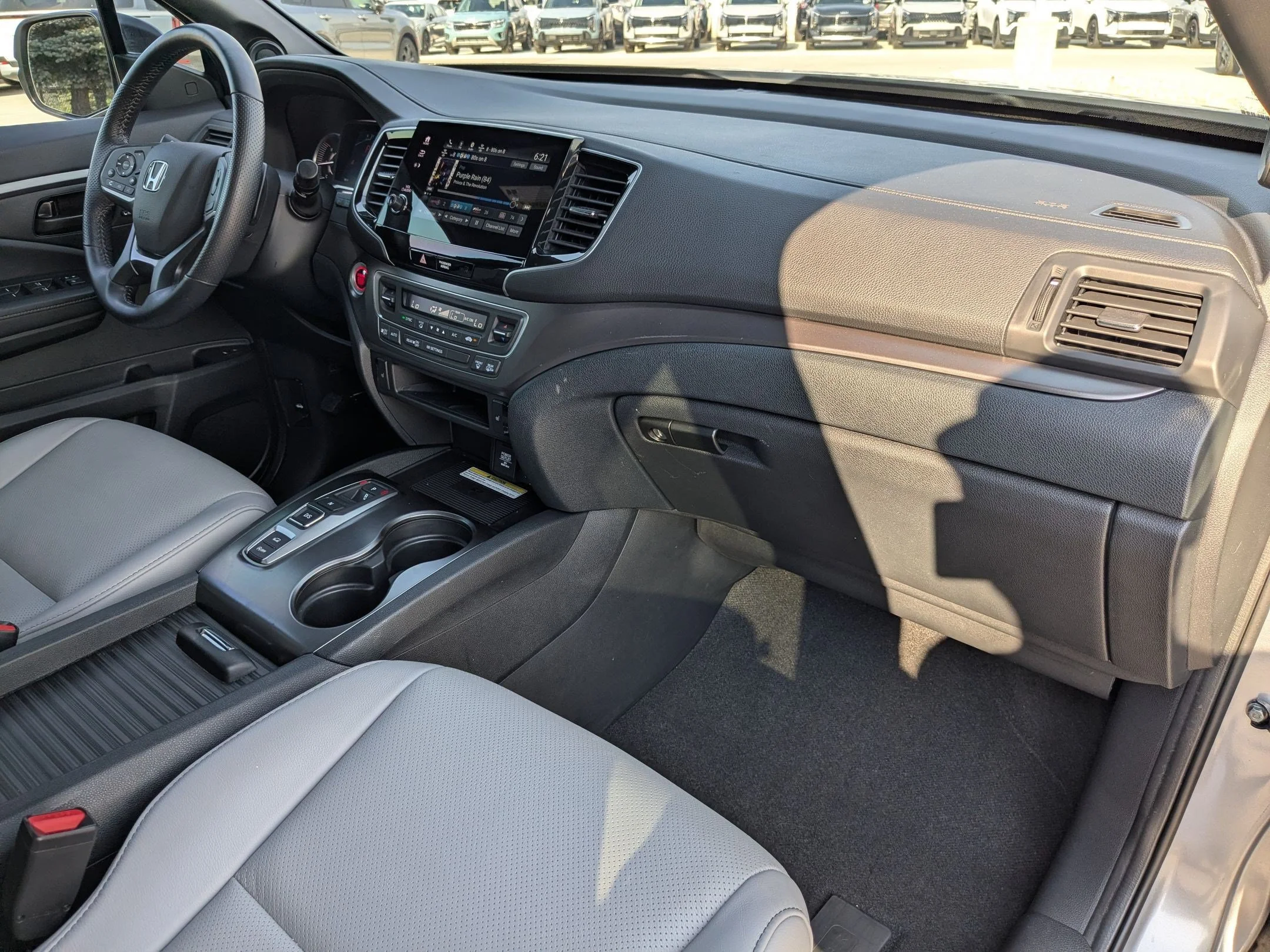 Used 2023 Lunar Silver Metallic Honda EX-L image 29