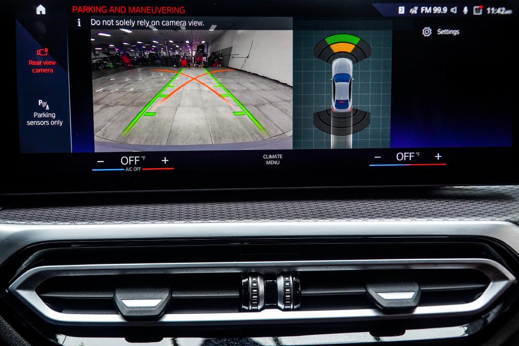 Used 2023 Gray BMW eDrive40 image 35