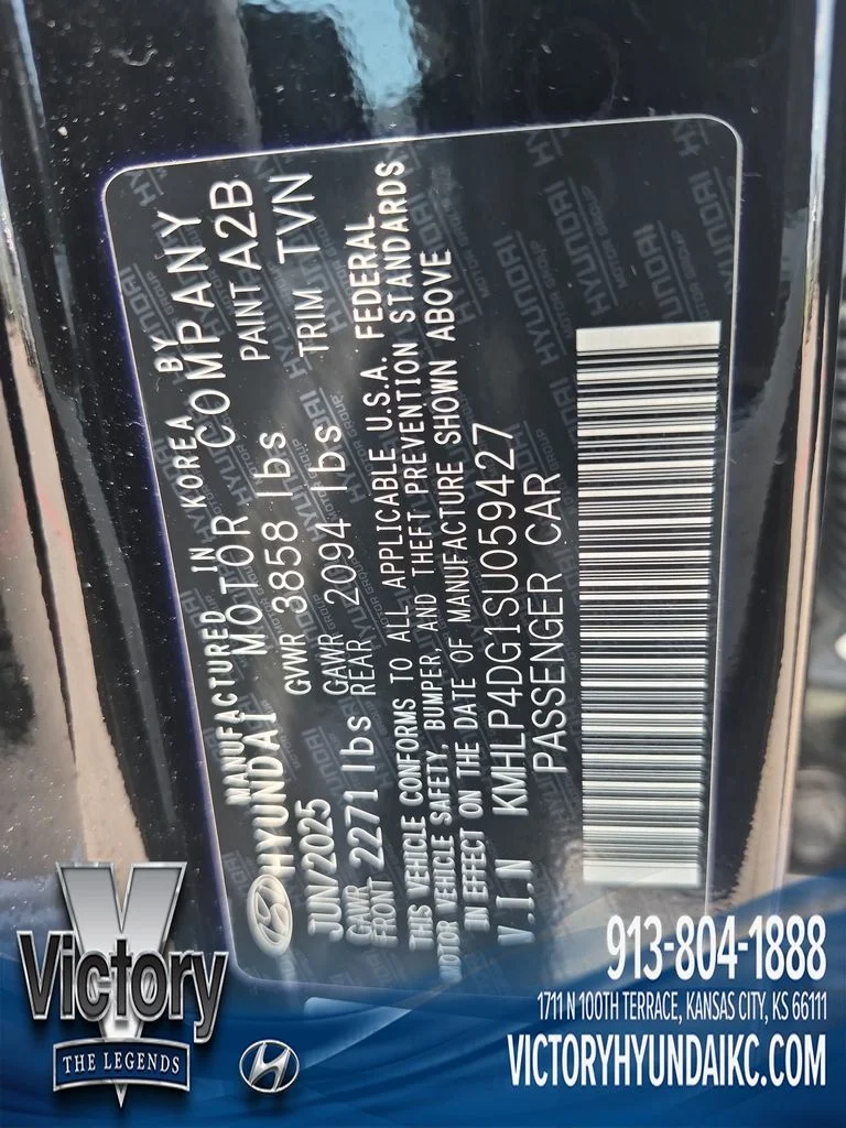 Certified Used 2025 Black Hyundai Limited image 30