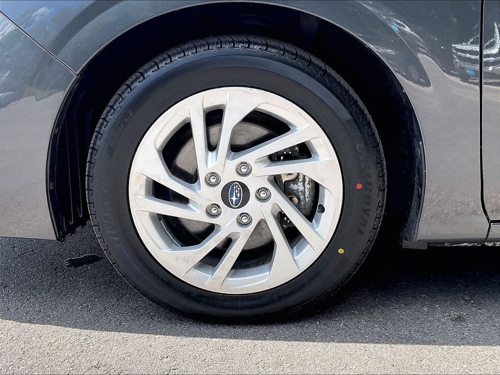 Used 2024 Gray Subaru Base image 22