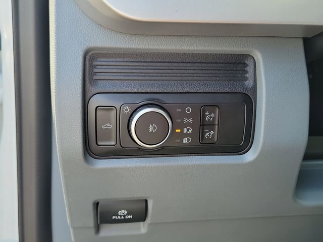New 2026 Oxford White Ford F-550® XL image 13