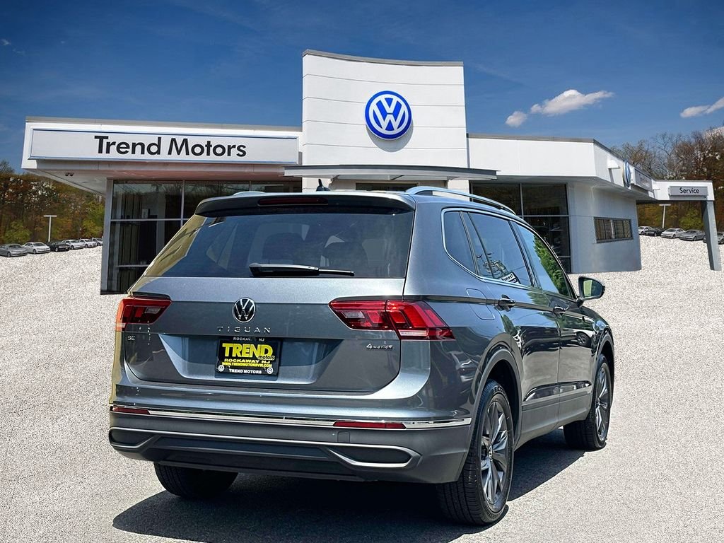 Certified Used 2024 Gray Volkswagen 2.0T SE image 6