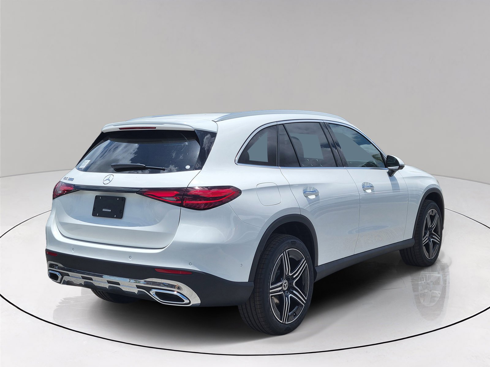 New 2026 Polar White Mercedes-Benz GLC 300 image 60