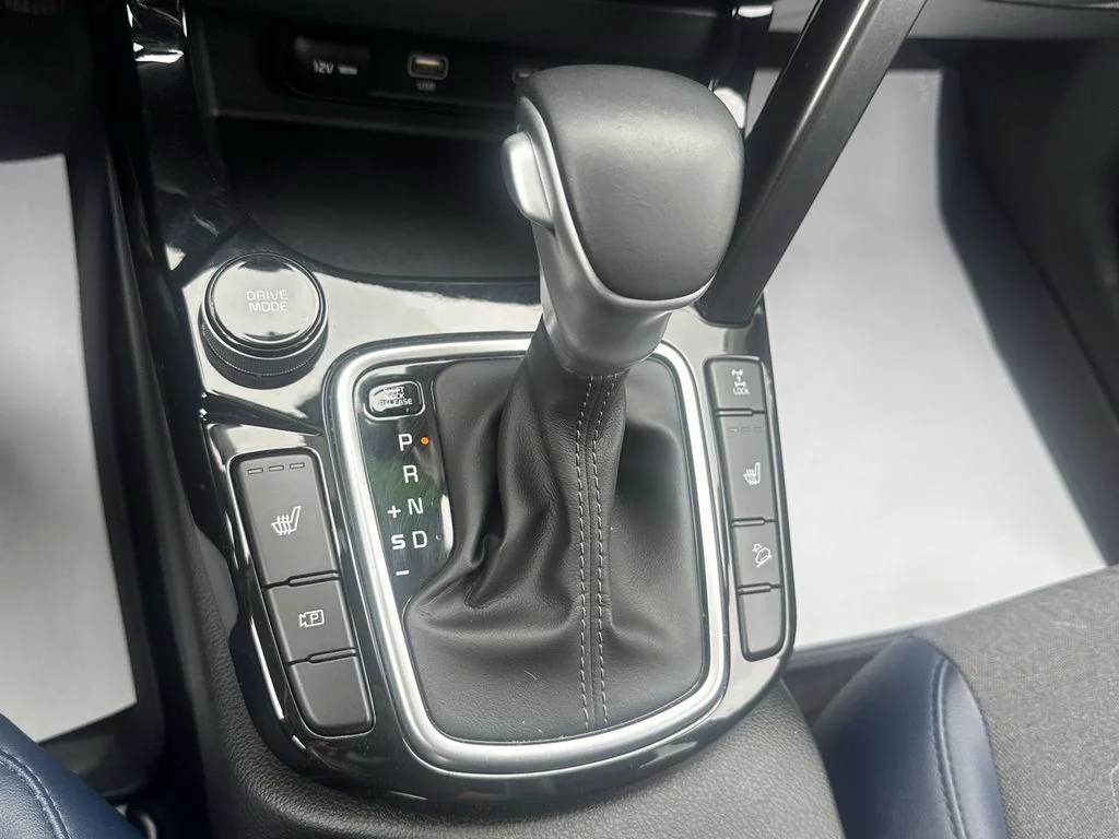 Used 2024 Black Kia S image 26