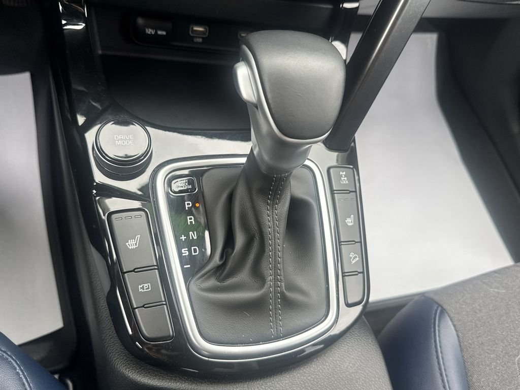 Used 2024 Black Kia S image 26