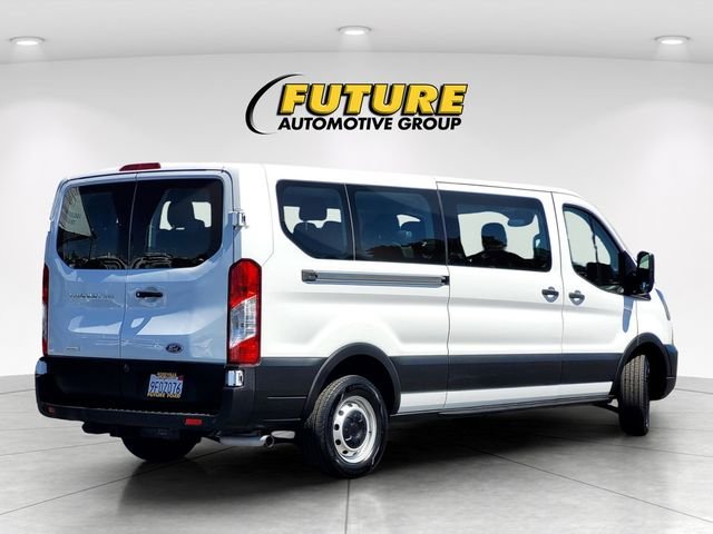 Used 2023 White Ford XL image 4