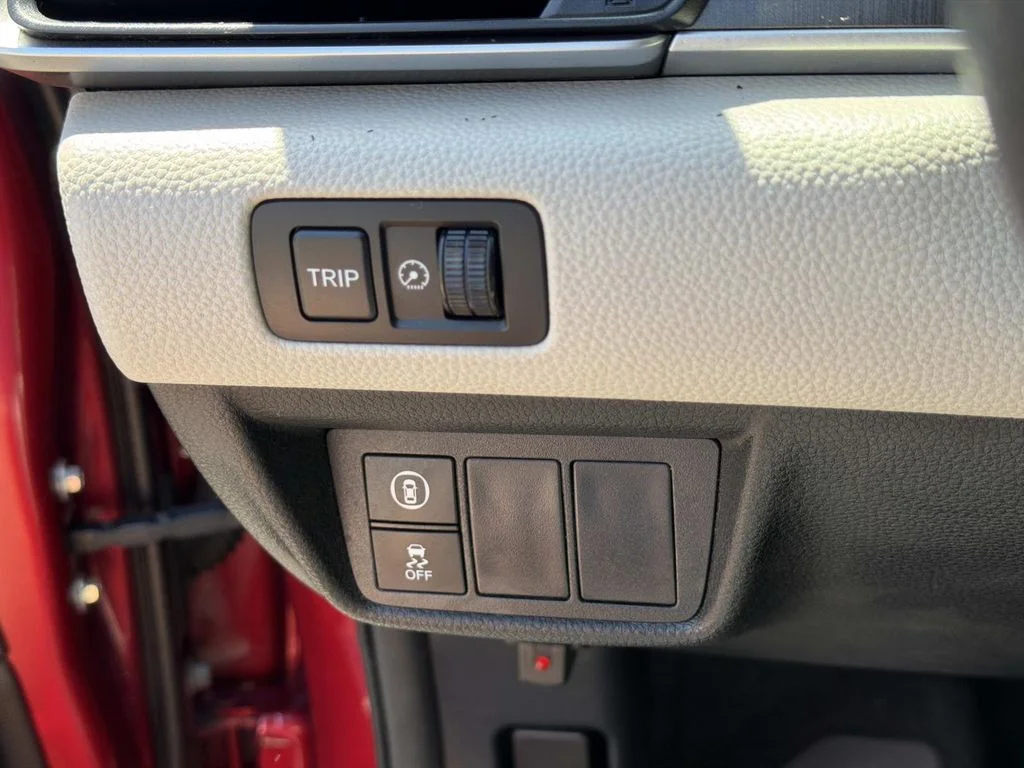 Used 2022 Radiant Red Metallic Honda LX image 26