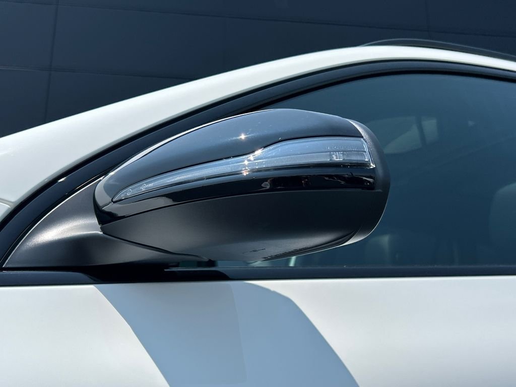New 2026 Polar White Mercedes-Benz GLA 250 image 30